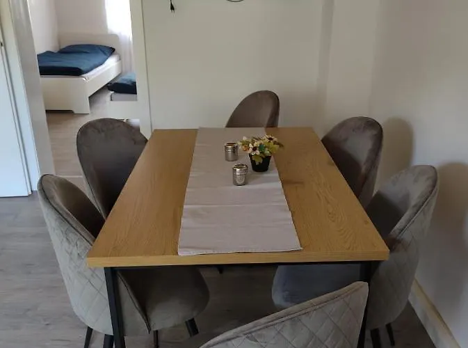 Estrella24 Living Kairo * Remscheid